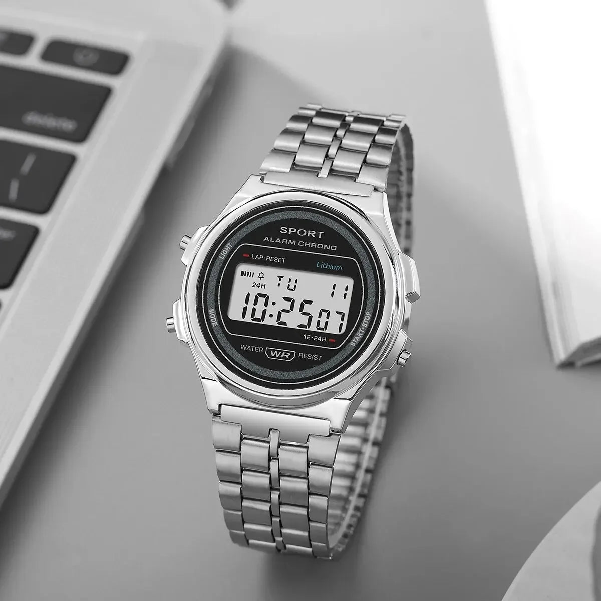 Montre digitale femme fine bracelet en acier | Grise Grise Tempor'Elle